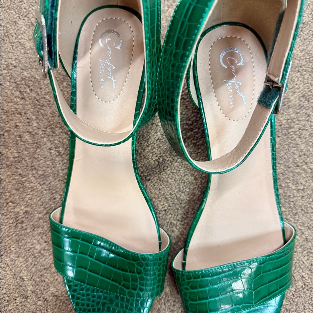 comfort plus by Predictions Emerald Green Croc-Embossed Ankle Strap Heels